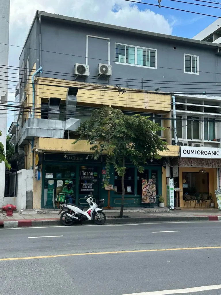 매물 DA-3337101의 사진 1: Thonglor 상가 건물(숍하우스)(147㎡)