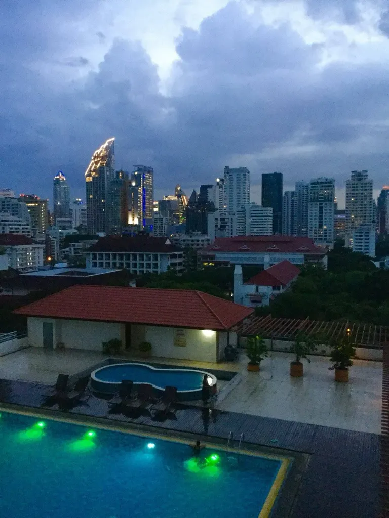Photo 6 of listing DA-3337111: 2-bedroom condo (63 sq.m.) at Sukhumvit Living Town