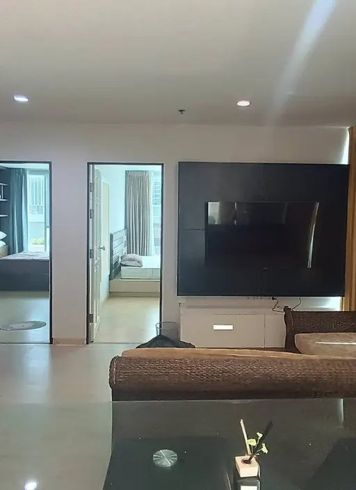 Photo 1 of listing DA-3337111: 2-bedroom condo (63 sq.m.) at Sukhumvit Living Town