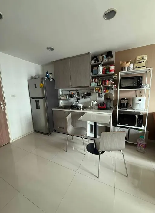 Photo 1 of listing DA-3337117: 1-bedroom condo (48 sq.m.) at Whizdom @ Punnawithi Station