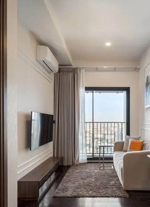 Photo 1 of listing DA-3337123: 1-bedroom condo (32 sq.m.) at Park Origin Thonglor