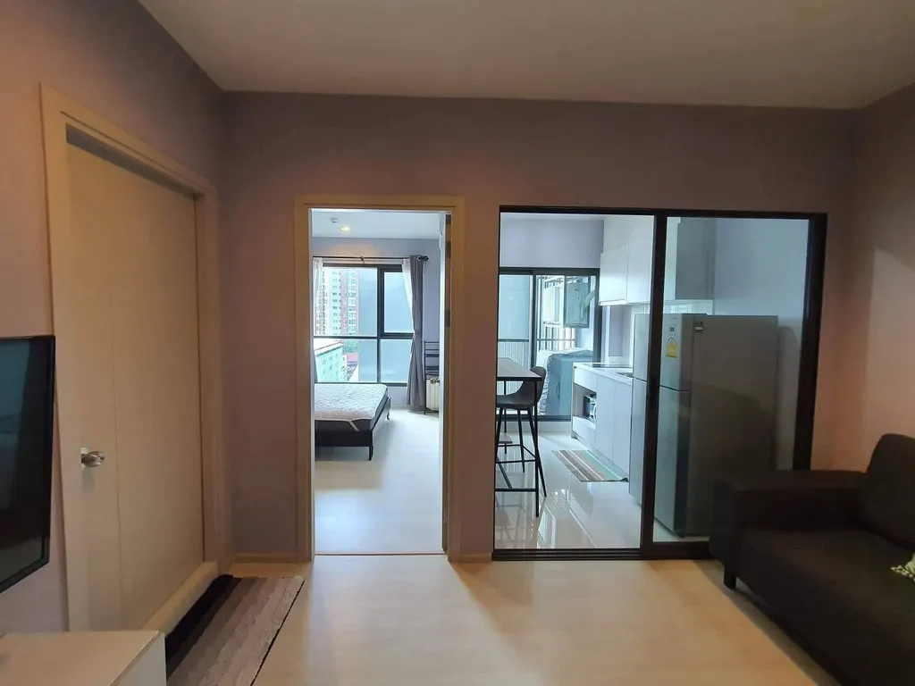 Photo 2 of listing DA-3337135: 1-bedroom condo (30 sq.m.) at Life Sukhumvit 48