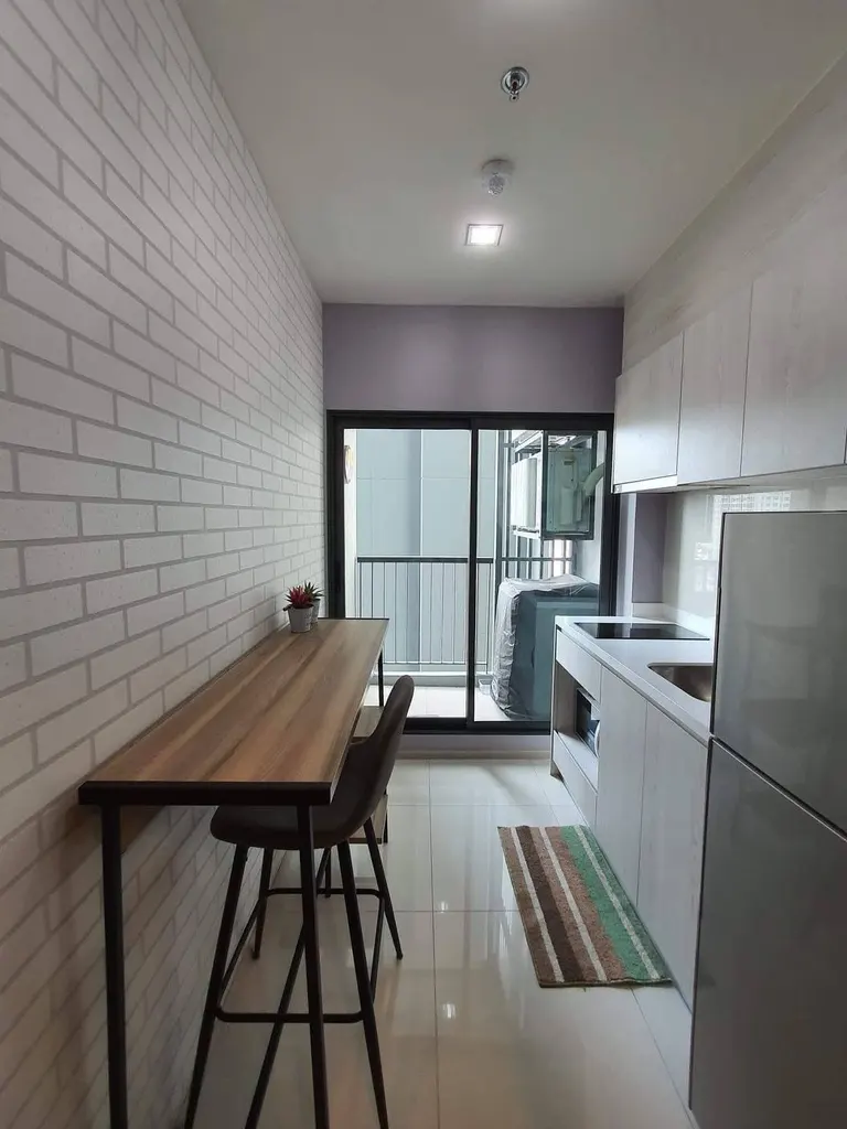Photo 5 of listing DA-3337135: 1-bedroom condo (30 sq.m.) at Life Sukhumvit 48