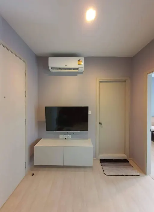 Photo 1 of listing DA-3337135: 1-bedroom condo (30 sq.m.) at Life Sukhumvit 48
