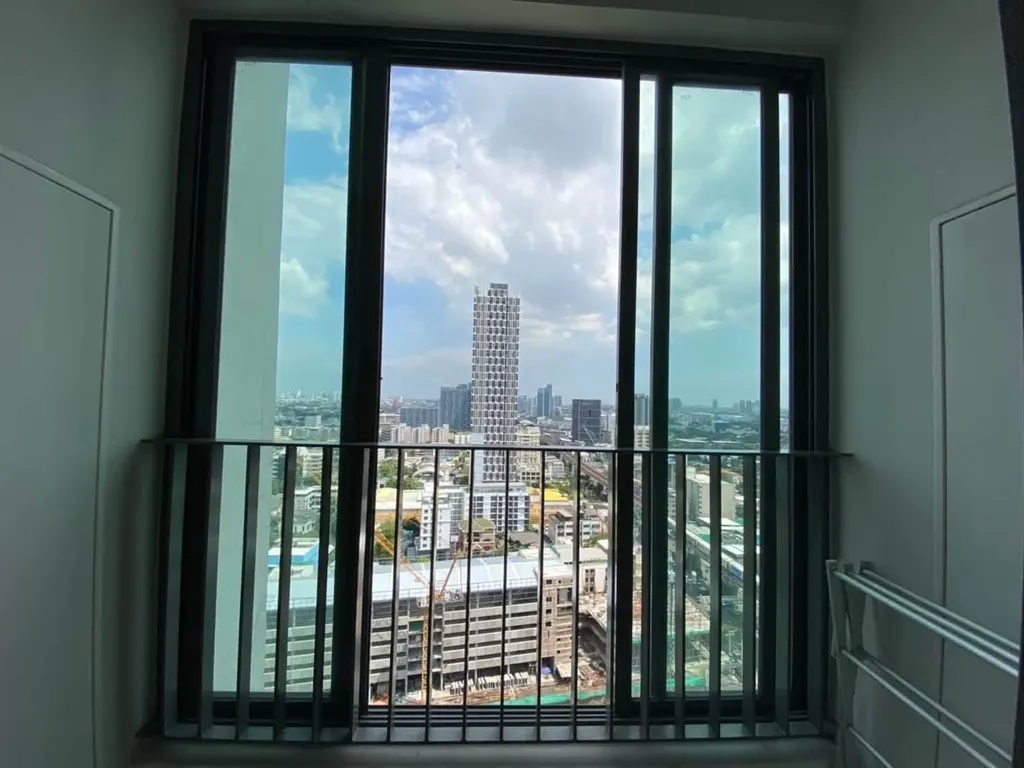 Photo 9 of listing DA-3337138: 2-bedroom condo (43 sq.m.) at Ideo Mobi Sukhumvit 81