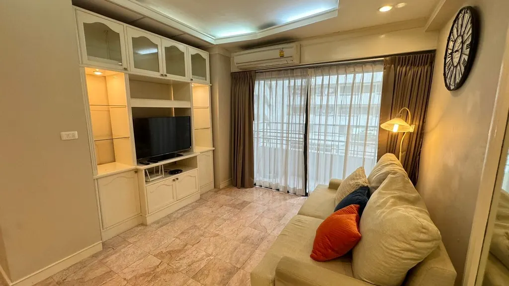 Photo 3 of listing DA-3340051: 1-bedroom condo (55.74 sq.m.) at Saranjai Mansion Condominium