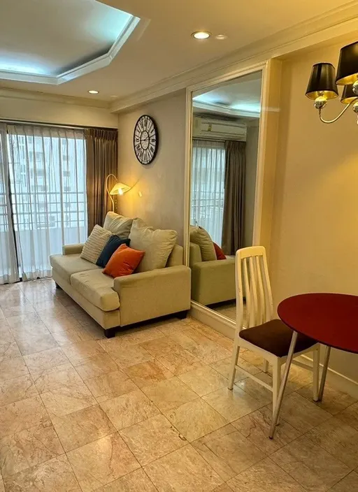 Photo 1 of listing DA-3340051: 1-bedroom condo (55.74 sq.m.) at Saranjai Mansion Condominium