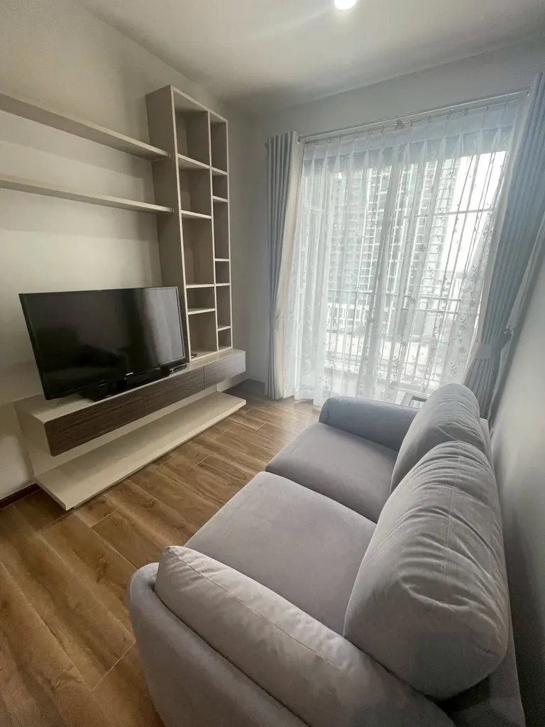 Photo 3 of listing DA-3340053: 1-bedroom condo (40 sq.m.) at Onyx Phahonyothin