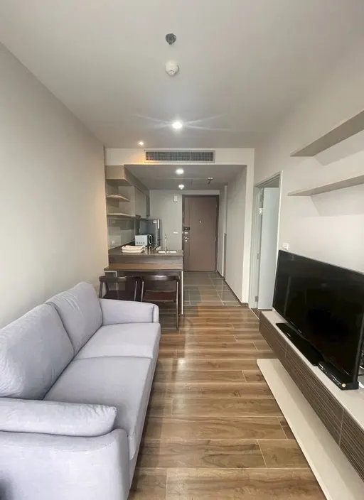 Photo 1 of listing DA-3340053: 1-bedroom condo (40 sq.m.) at Onyx Phahonyothin