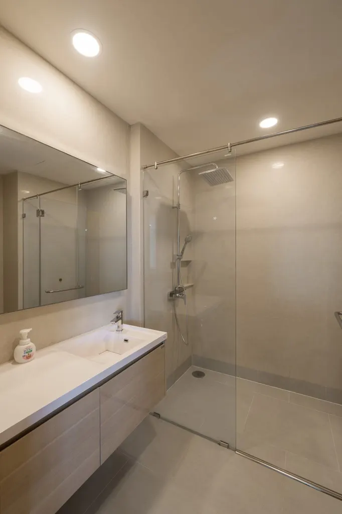 Photo 6 of listing DA-3340696: 3-bedroom condo (180 sq.m.) at The Emporio Place