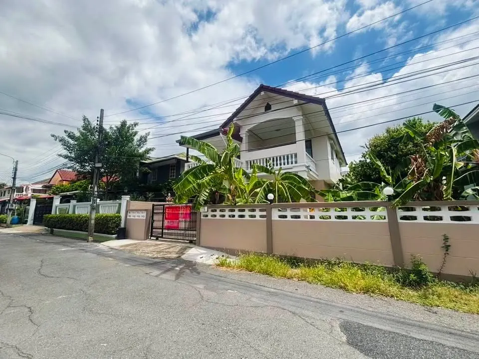 Photo 13 of listing DA-3340812: 3-bedroom house (200 sq.m.)
