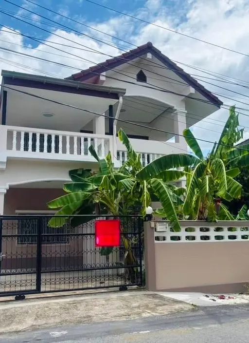 Photo 1 of listing DA-3340812: 3-bedroom house (200 sq.m.)