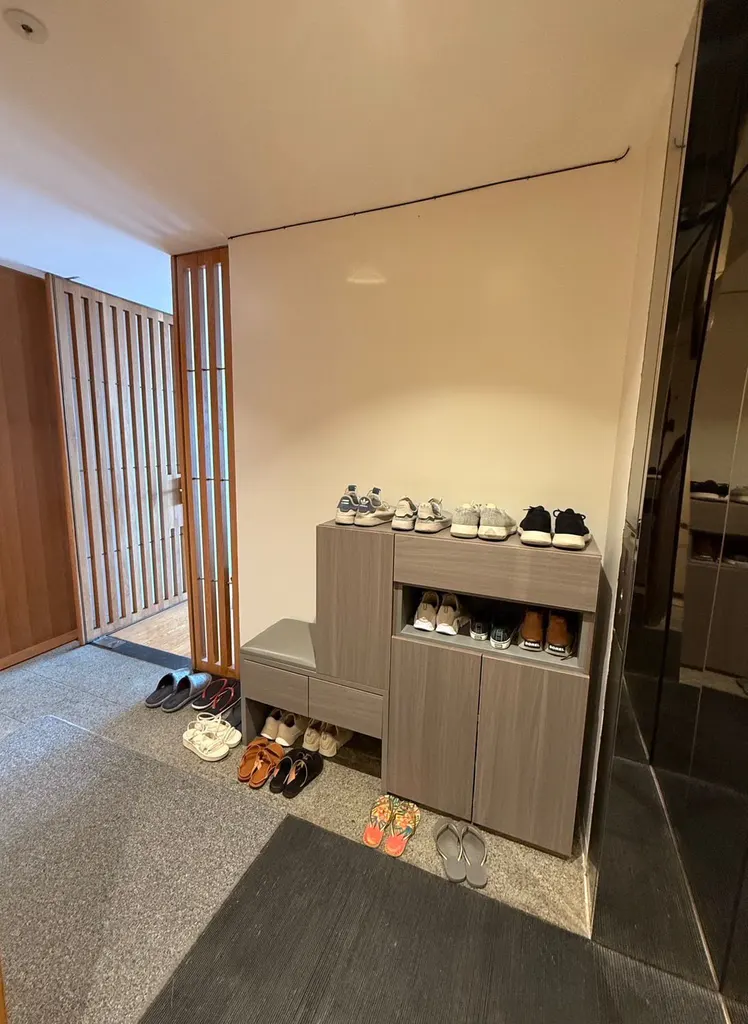 Photo 5 of listing DA-3340877: 3-bedroom condo (190 sq.m.) at The Met Sathorn