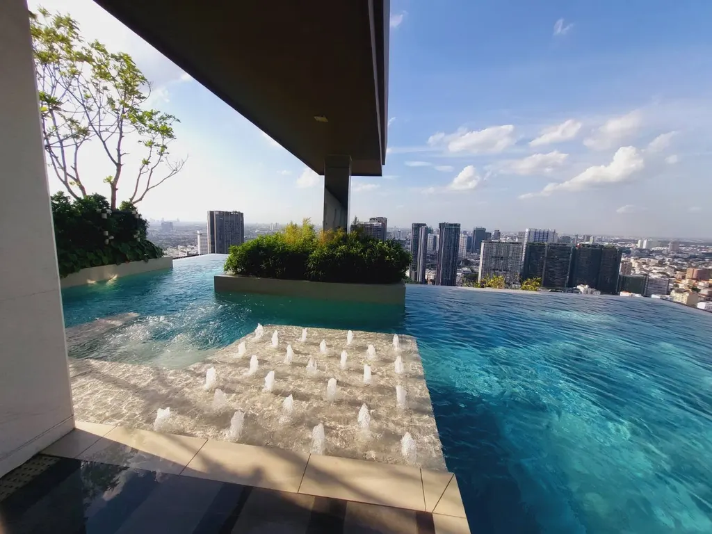 Photo 10 of listing DA-3340884: 1-bedroom condo (15 sq.m.) at Metris District Ladprao