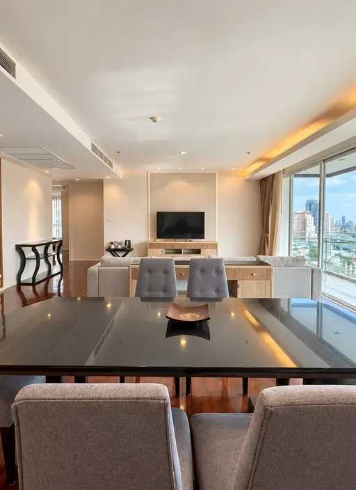Photo 1 of listing DA-3340890: 3-bedroom serviced apartment (182 sq.m.) at GM Serviced Apartment
