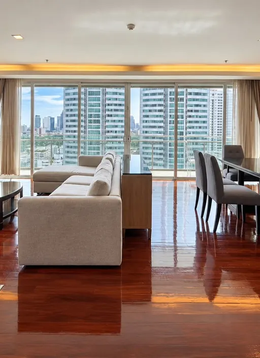 Photo 1 of listing DA-3340895: 3-bedroom serviced apartment (182 sq.m.) at GM Serviced Apartment