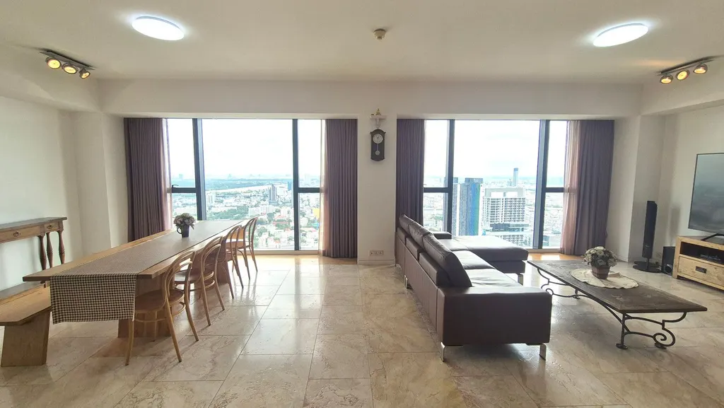 Photo 4 of listing DA-3340905: 3-bedroom condo (198 sq.m.) at The Met Sathorn