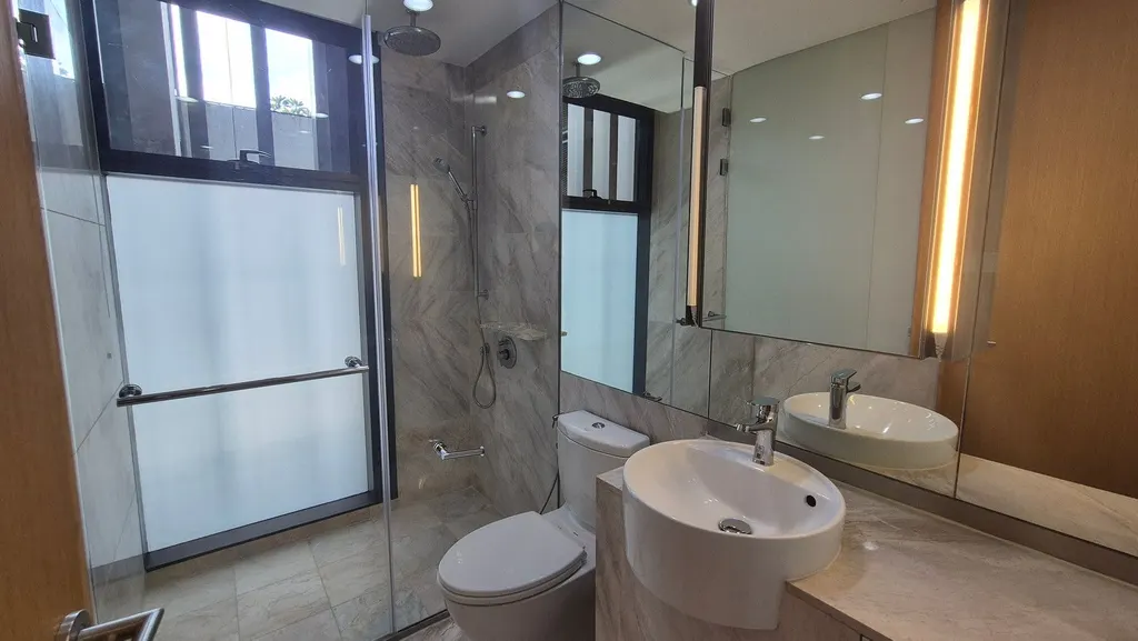Photo 19 of listing DA-3340905: 3-bedroom condo (198 sq.m.) at The Met Sathorn