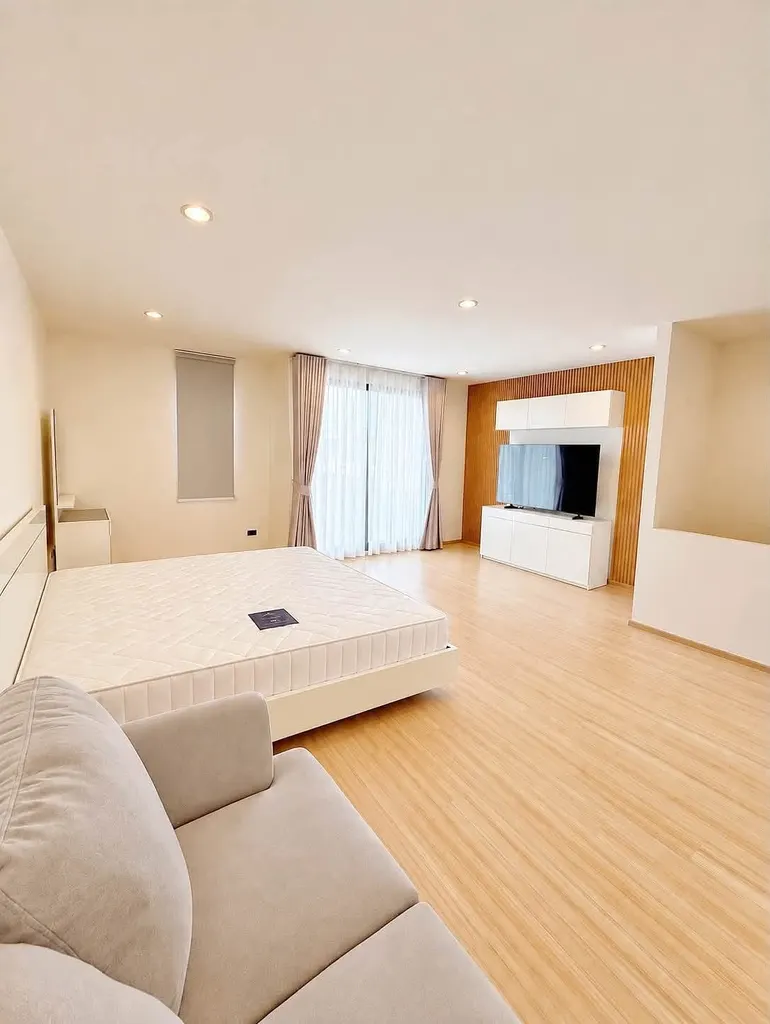 Photo 11 de l'annonce DA-3340918 : maison de ville 3 chambre(s) (210 m²) à Shizen Phatthanakan 32