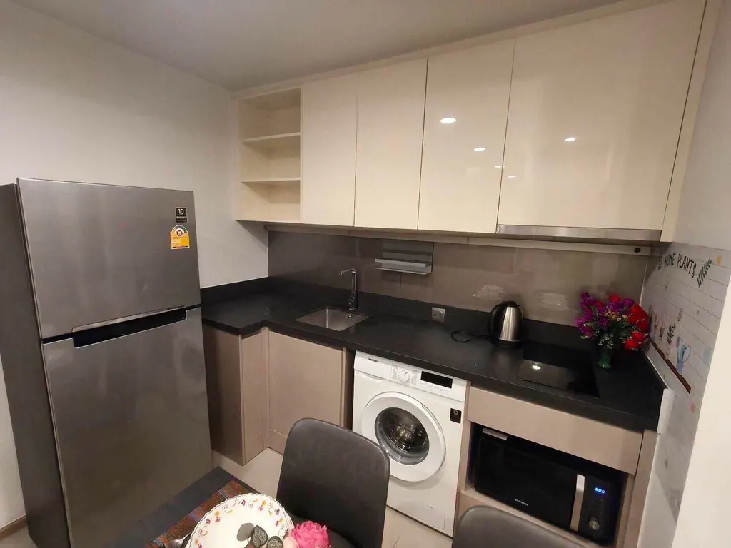 Photo 13 of listing DA-3340934: 2-bedroom condo (50 sq.m.) at Oka Haus Sukhumvit 36
