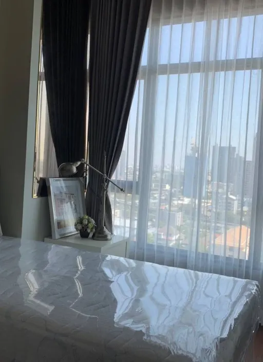 Photo 1 of listing DA-3342509: 2-bedroom condo (48 sq.m.) at Mayfair Place Sukhumvit 50