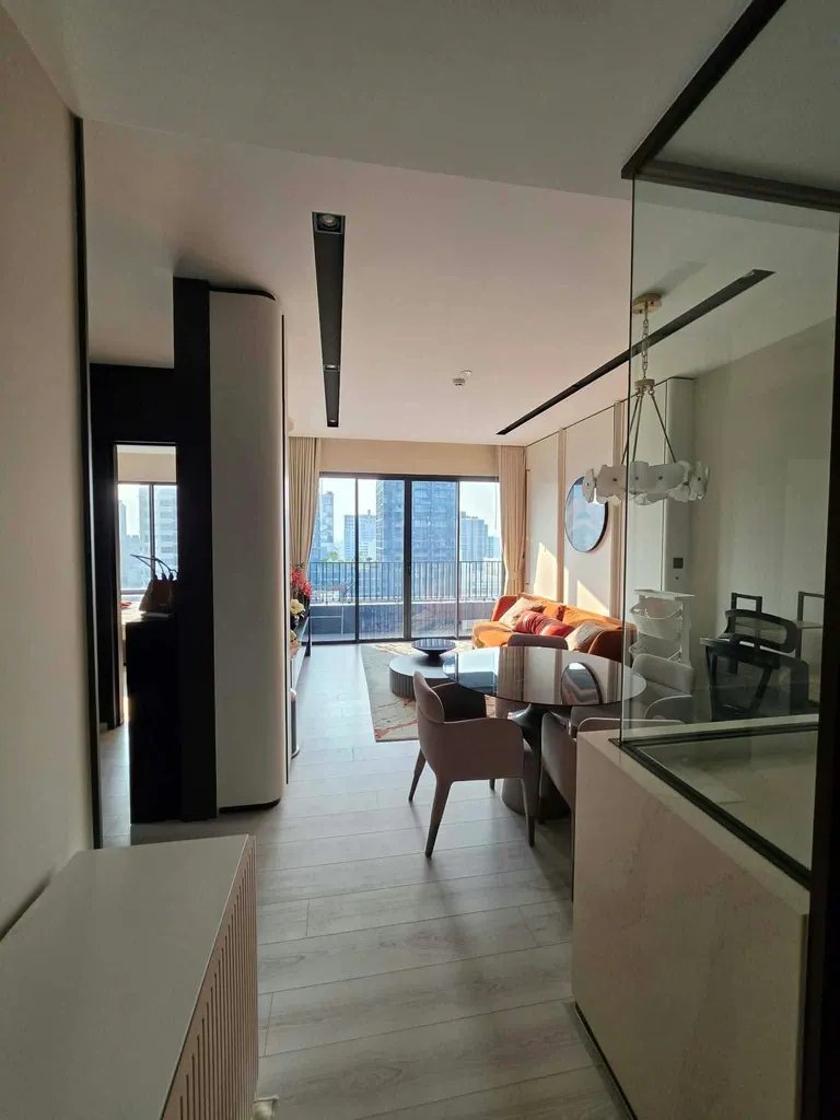 Photo 3 of listing DA-3342512: 2-bedroom condo (65.19 sq.m.) at The Room Phayathai