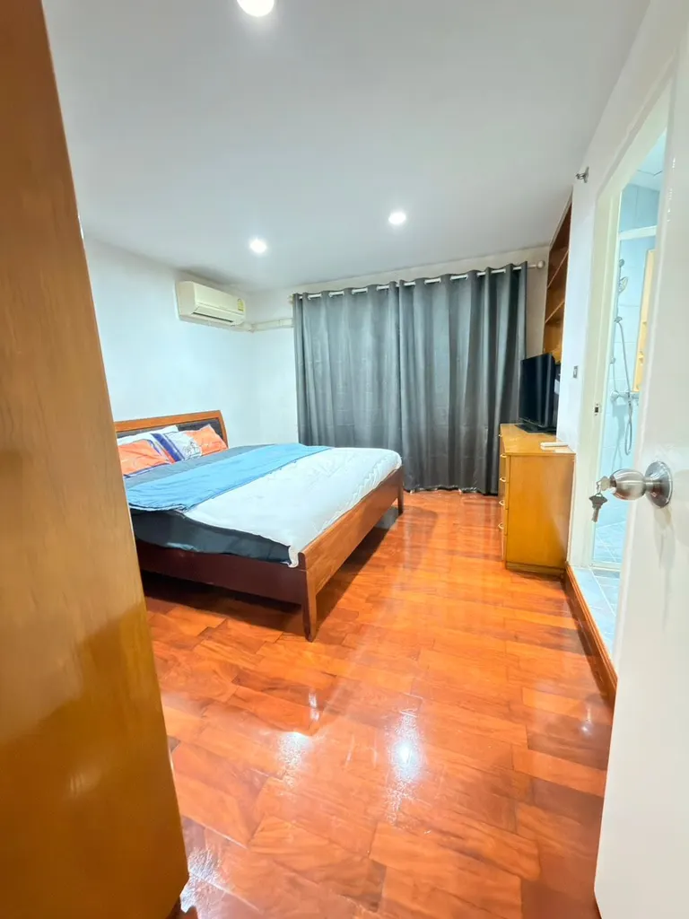 Photo 8 of listing DA-3345525: 2-bedroom condo (95 sq.m.) at Wittayu Complex