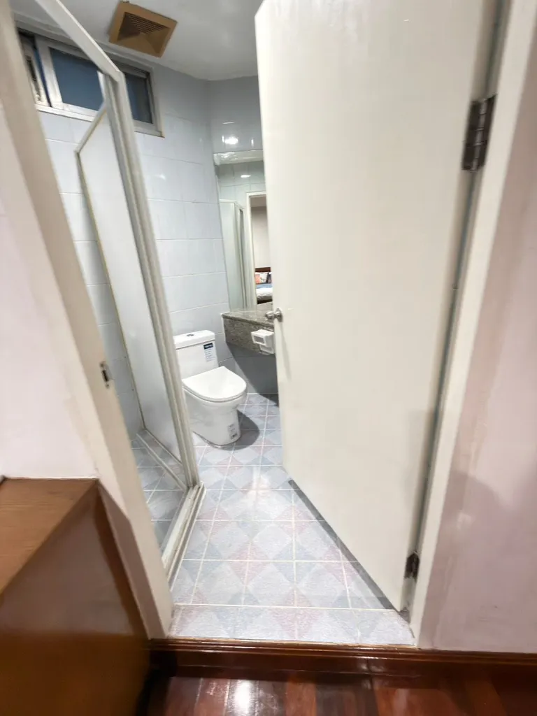 Photo 16 of listing DA-3345525: 2-bedroom condo (95 sq.m.) at Wittayu Complex