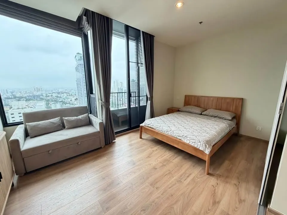 Photo 1 of listing DA-3345528: 1-bedroom condo (31 sq.m.) at Noble Form Thonglor