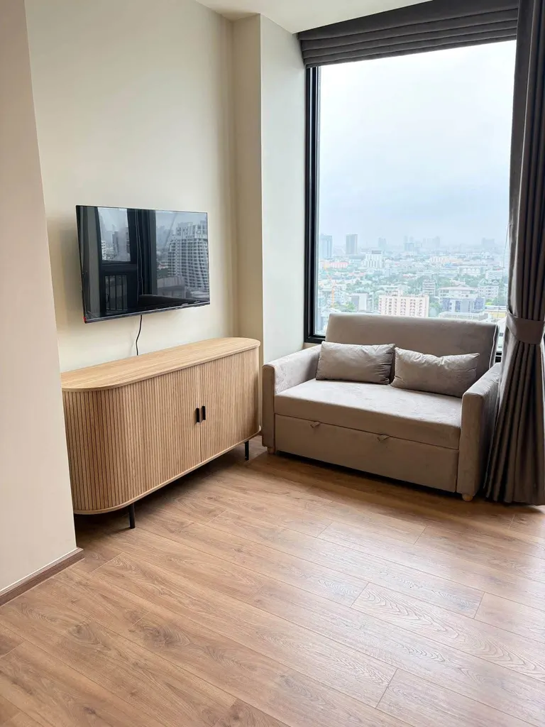Photo 2 of listing DA-3345528: 1-bedroom condo (31 sq.m.) at Noble Form Thonglor