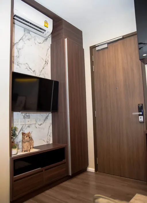 Photo 1 of listing DA-3346455: 1-bedroom condo (35 sq.m.) at Whizdom Essence Sukhumvit