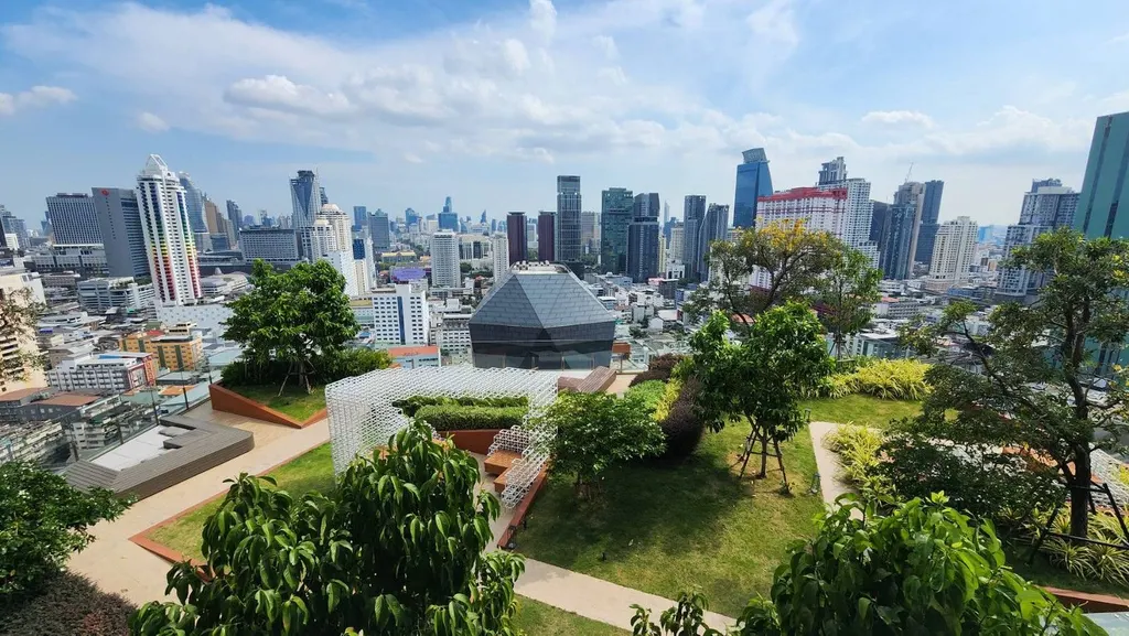 Photo 2 of listing DA-3347195: 1-bedroom condo (47 sq.m.) at XT Phayathai