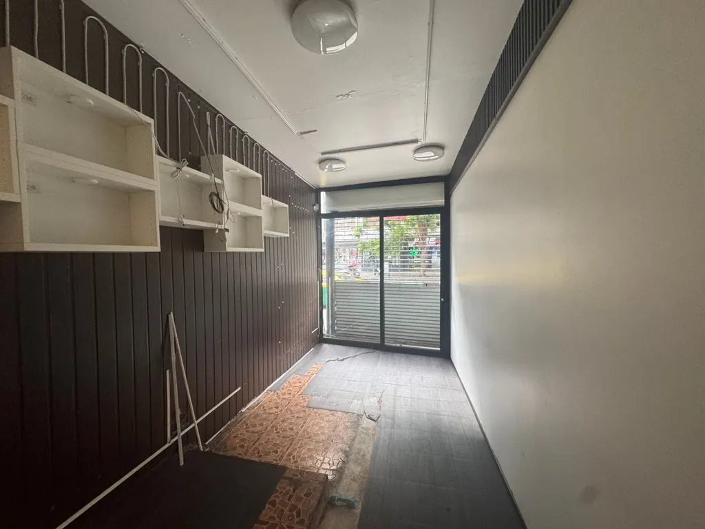Photo 3 of listing DA-3347200: commercial building (shophouse) (85 sq.m.)