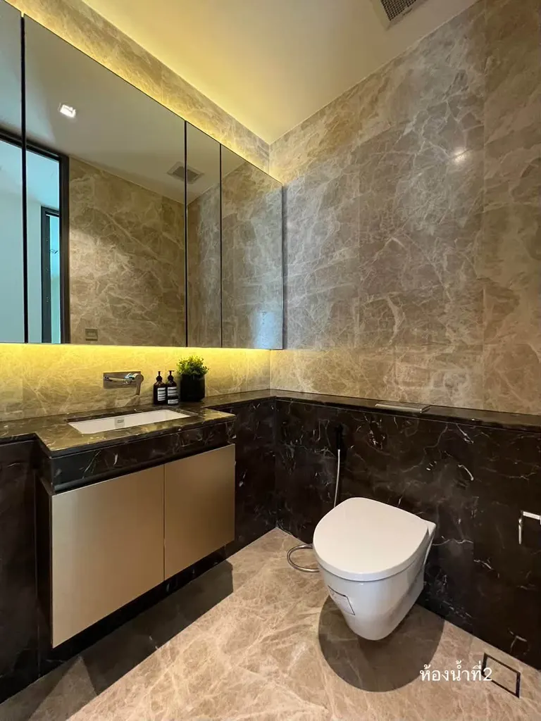 Photo 12 de l'annonce DA-3347482 : condo 2 chambres (90 m²) au 28 Chidlom