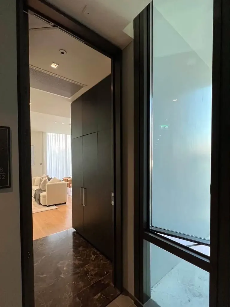 Photo 4 de l'annonce DA-3347482 : condo 2 chambres (90 m²) au 28 Chidlom