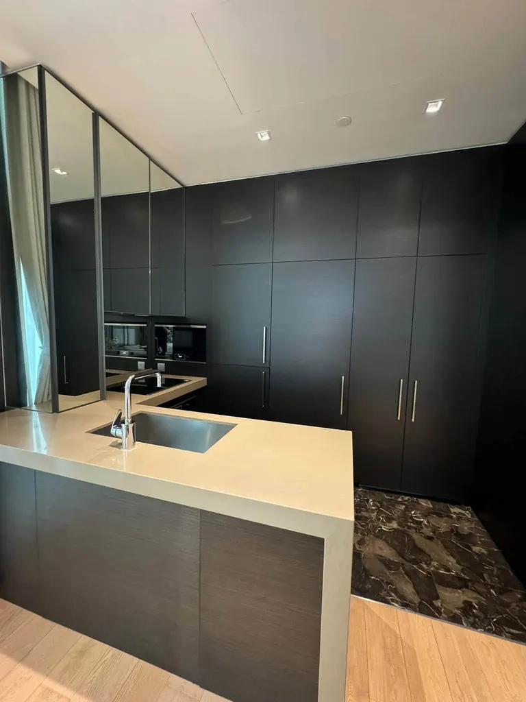 Photo 8 de l'annonce DA-3347482 : condo 2 chambres (90 m²) au 28 Chidlom