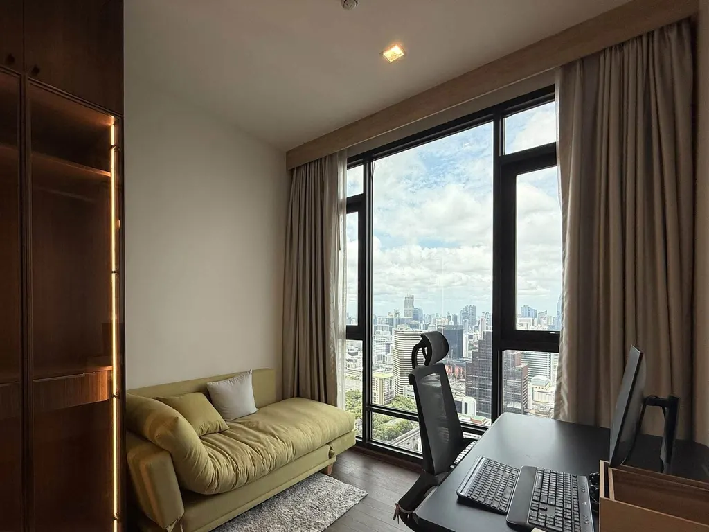 Photo 5 of listing DA-3347717: 2-bedroom condo (69 sq.m.) at The Address Siam-Ratchathewi