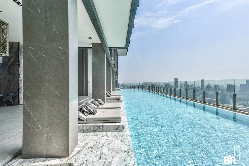 Photo 13 of listing DA-3347765: 1-bedroom condo (36.5 sq.m.) at The Address Siam-Ratchathewi