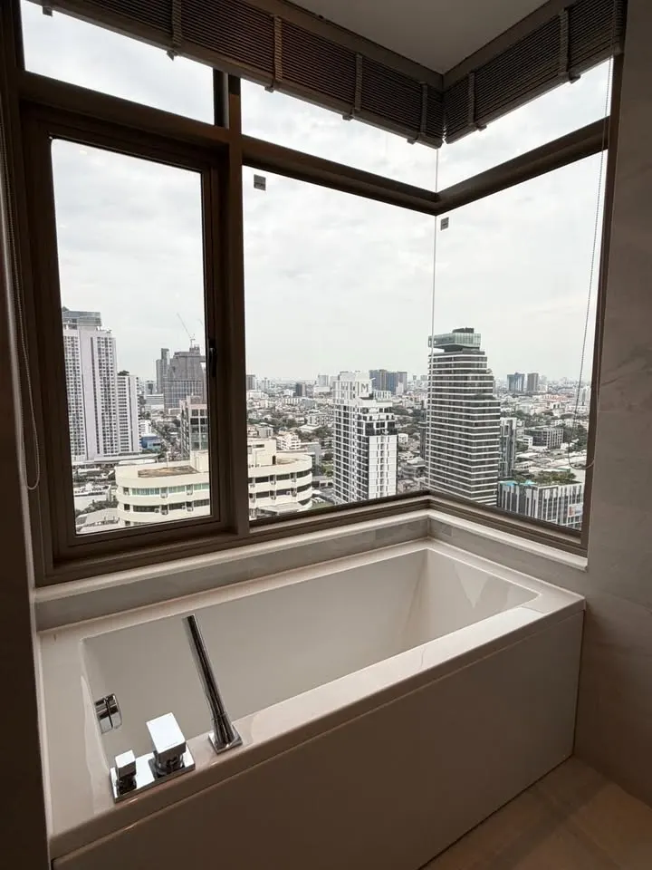 Photo 8 of listing DA-3347781: 2-bedroom condo (86.5 sq.m.) at Rhythm Ekkamai Estate