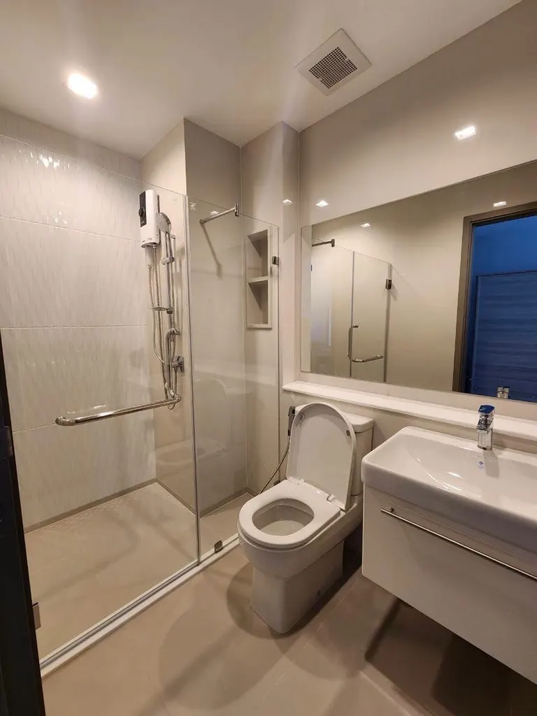 Photo 10 of listing DA-3347844: 1-bedroom condo (26 sq.m.) at Life Asoke Hype