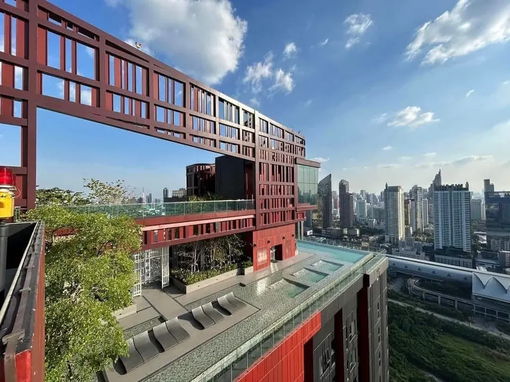 Photo 12 of listing DA-3347844: 1-bedroom condo (26 sq.m.) at Life Asoke Hype