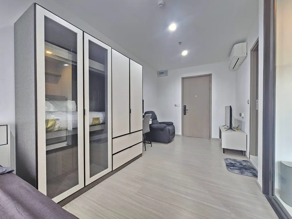 Photo 4 of listing DA-3347844: 1-bedroom condo (26 sq.m.) at Life Asoke Hype