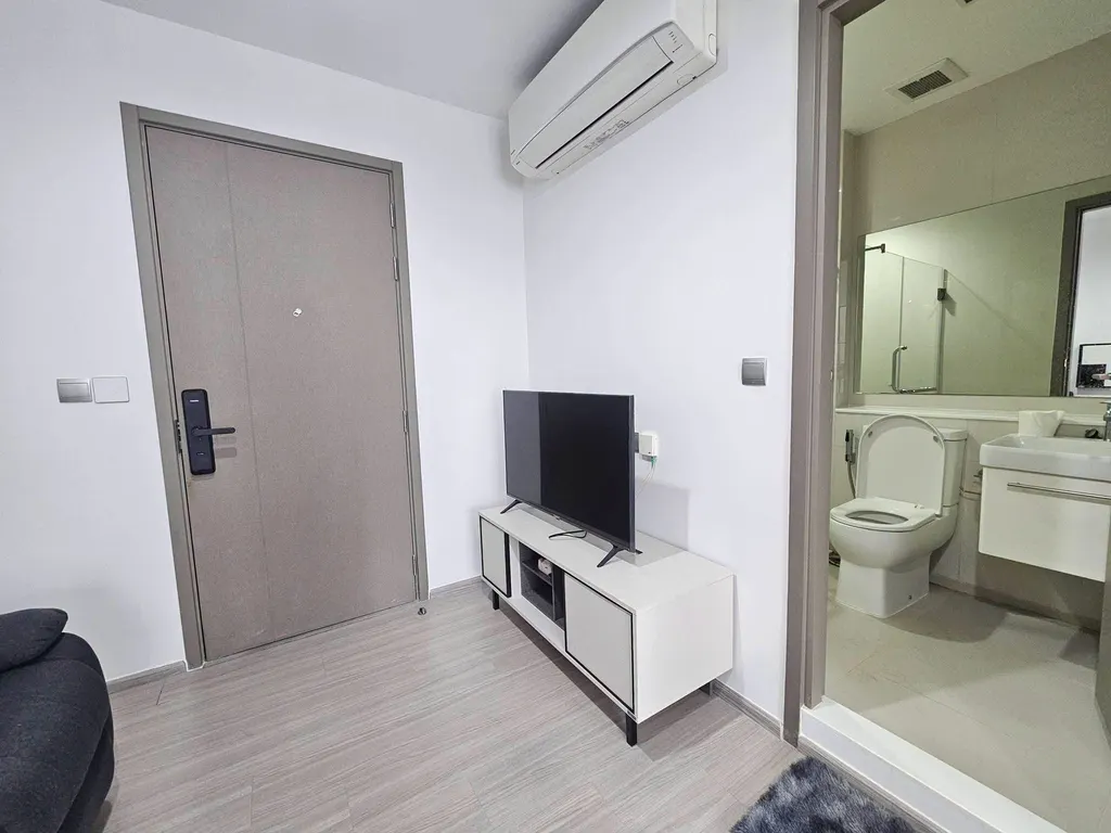 Photo 5 of listing DA-3347844: 1-bedroom condo (26 sq.m.) at Life Asoke Hype