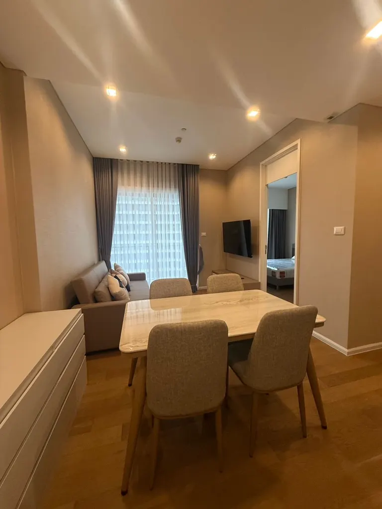 Photo 3 of listing DA-3348553: 1-bedroom condo (40.4 sq.m.) at The Saint Residences