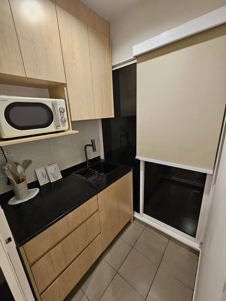 Cuisine du condo de 1 chambre(s) (28 m²) chez Regent Home Bangna