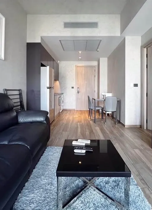 Photo 1 of listing DA-3348595: 1-bedroom condo (49.17 sq.m.) at The Lofts Asoke