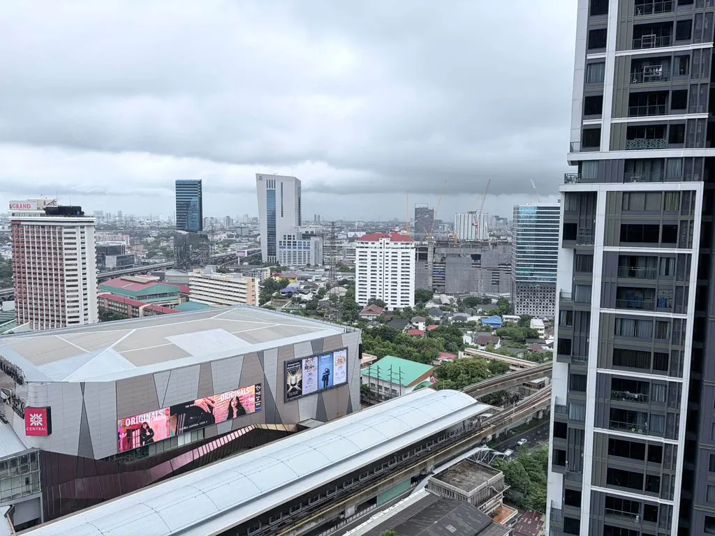 Photo 10 of listing DA-3348661: 1-bedroom condo (35 sq.m.) at Life Ladprao Valley