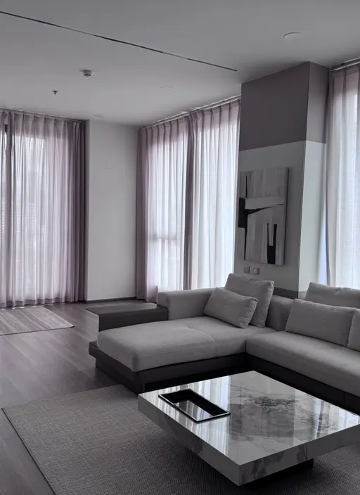 Photo 1 of listing DA-3348695: 2-bedroom condo (110 sq.m.) at Rhythm Charoenkrung Pavilion