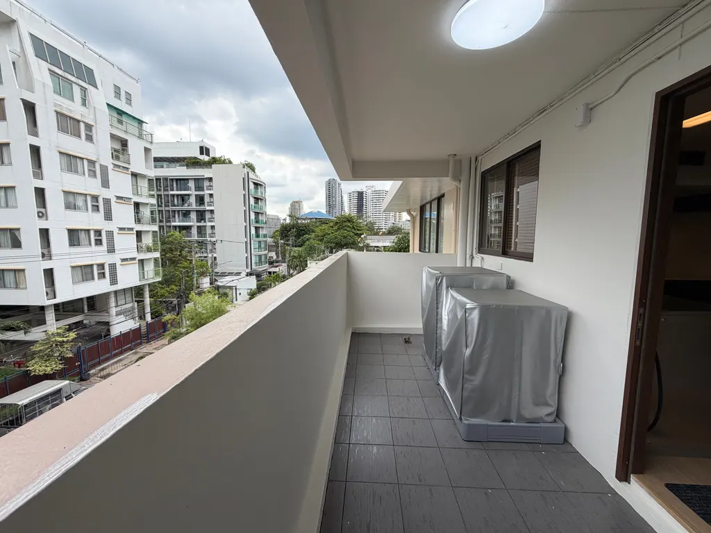 Photo 13 of listing DA-3349937: 3-bedroom apartment (200 sq.m.) at G.S. Housing