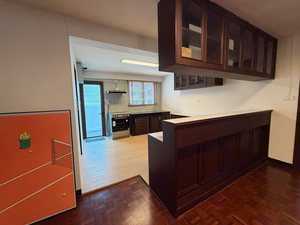 Photo 8 of listing DA-3349937: 3-bedroom apartment (200 sq.m.) at G.S. Housing